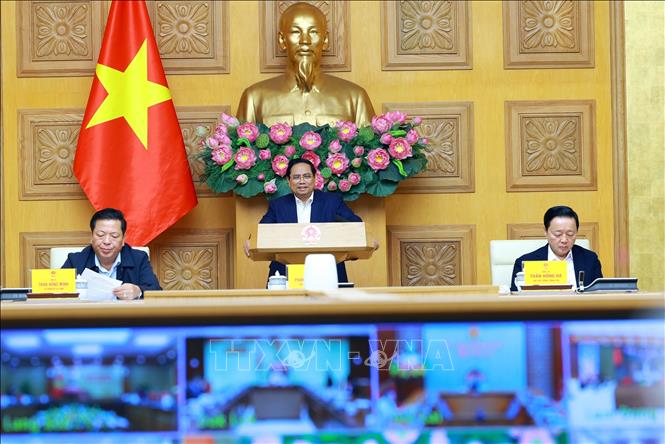 Thủ tướng: Phải đáp ứng nhu cầu nhà ở và quyền có chỗ ở của nhân dân- Ảnh 3.