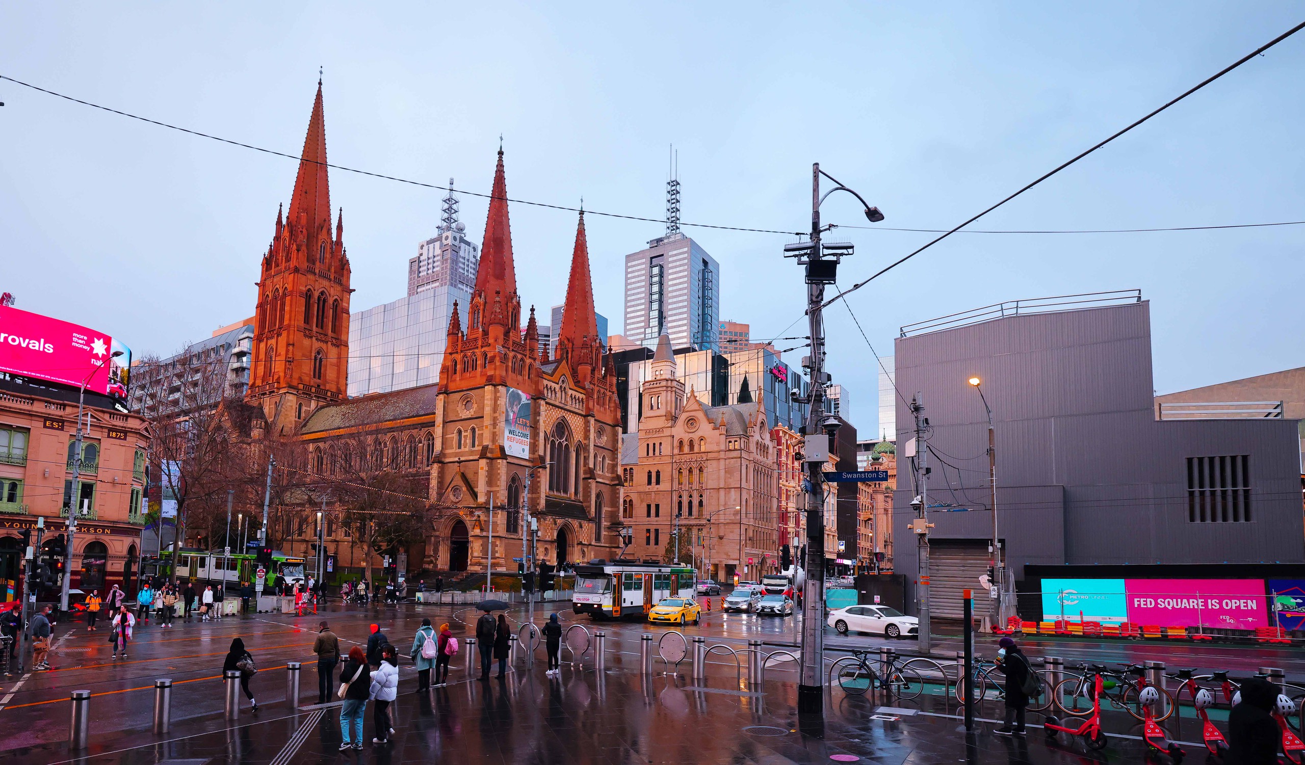 Photo Travel: St Paul's Cathedral - Thánh đường đẹp nhất Melbourne- Ảnh 1. Photo Travel: St Paul's Cathedral - Thánh đường đẹp nhất Melbourne- Ảnh 1.