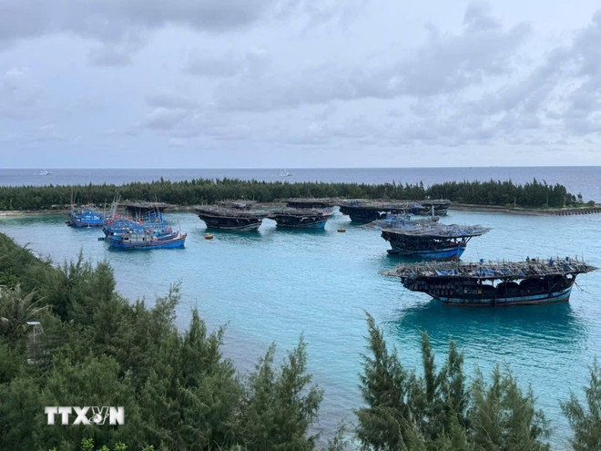 UBND đặc khu được quyết định các biện pháp quản lý, sử dụng hiệu quả đất đai- Ảnh 2.