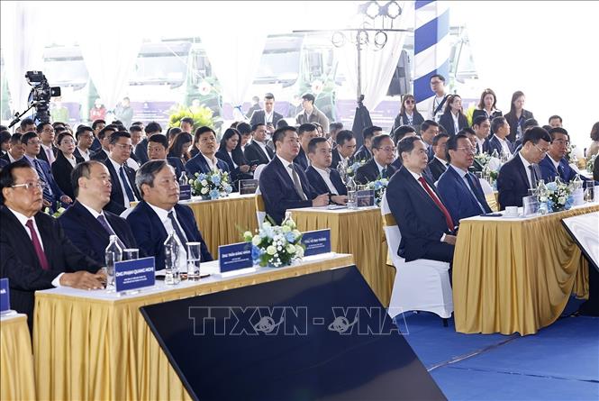 Chủ tịch Quốc hội dự Lễ khởi công Dự án Trục Đại lộ Cảnh quan sông Hồng- Ảnh 4.