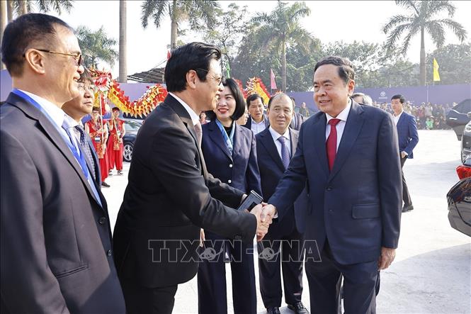 Chủ tịch Quốc hội dự Lễ khởi công Dự án Trục Đại lộ Cảnh quan sông Hồng- Ảnh 2.