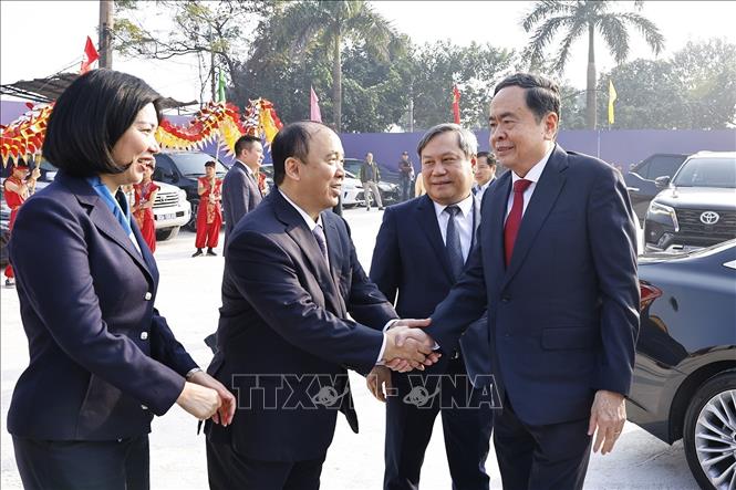 Chủ tịch Quốc hội dự Lễ khởi công Dự án Trục Đại lộ Cảnh quan sông Hồng- Ảnh 1.