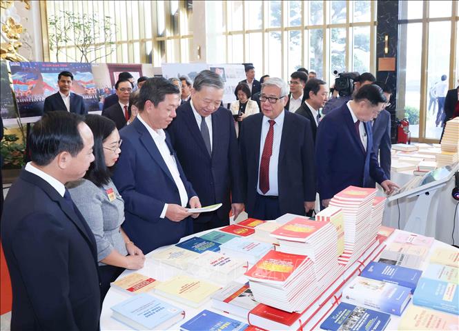 Tổng Bí thư dự Hội nghị toàn quốc triển khai nhiệm vụ năm 2026 của ngành Tuyên giáo và Dân vận- Ảnh 10.