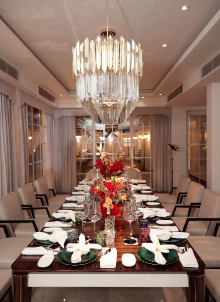 Biệt phủ 1.600m2 lộng lẫy chẳng kém khách sạn 5 sao của CEO công ty BĐS thuộc Novaland- Ảnh 4.