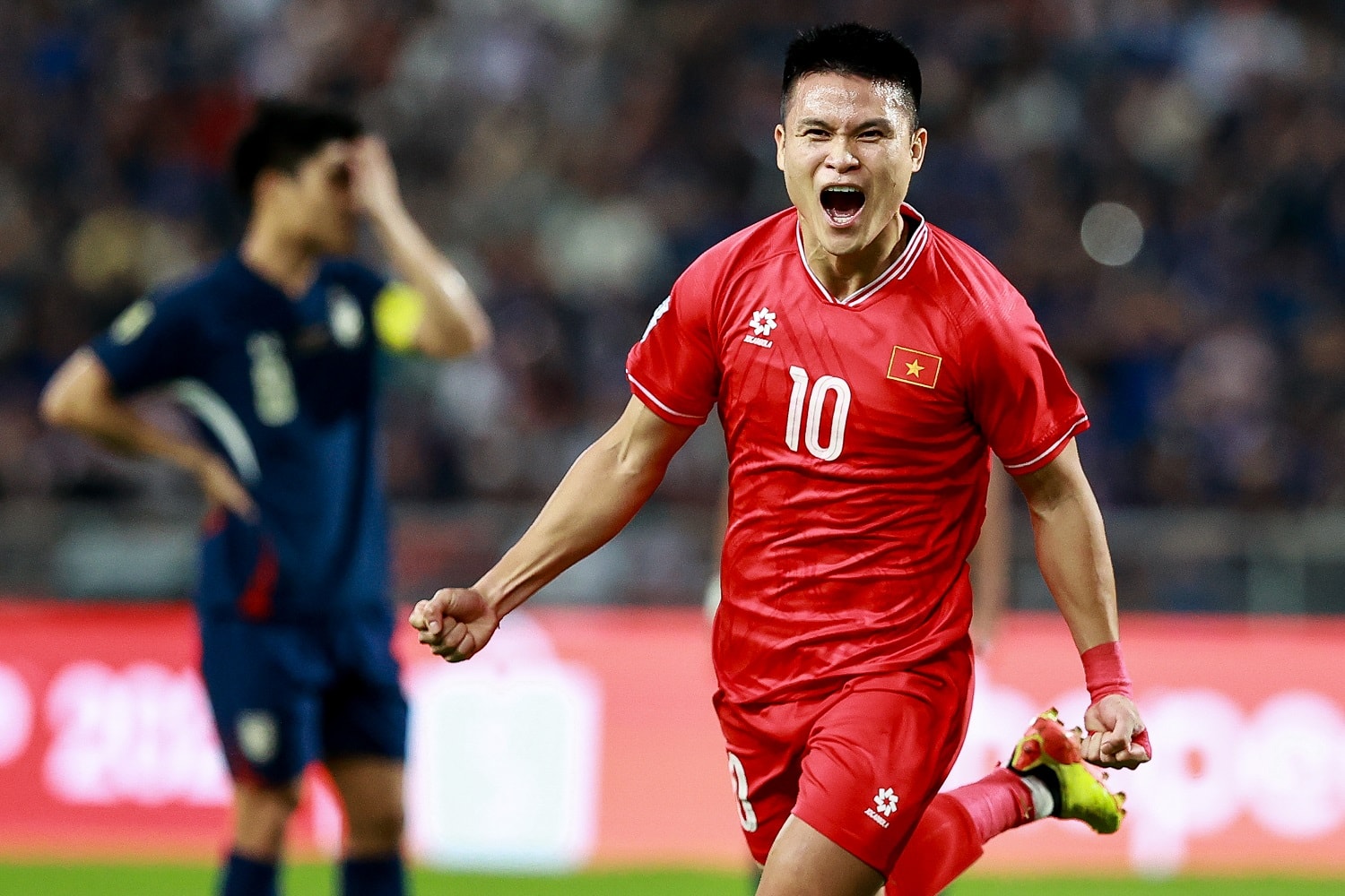 Hà Nội FC - 20 năm bền bỉ kiến tạo thế hệ kế thừa cho bóng đá Việt Nam- Ảnh 3. Hà Nội FC - 20 năm bền bỉ kiến tạo thế hệ kế thừa cho bóng đá Việt Nam- Ảnh 3.