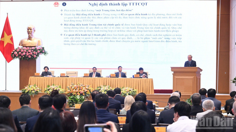 Thủ tướng Phạm Minh Chính chủ trì Hội nghị công bố thành lập Trung tâm tài chính quốc tế tại Việt Nam- Ảnh 3.