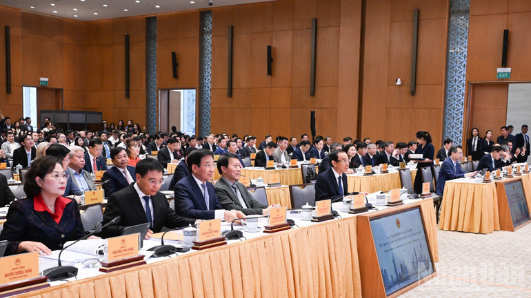 Thủ tướng Phạm Minh Chính chủ trì Hội nghị công bố thành lập Trung tâm tài chính quốc tế tại Việt Nam- Ảnh 6.