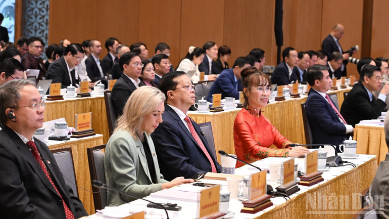 Thủ tướng Phạm Minh Chính chủ trì Hội nghị công bố thành lập Trung tâm tài chính quốc tế tại Việt Nam- Ảnh 7.