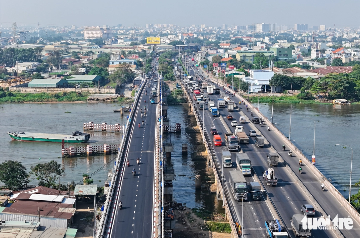 Hôm nay, chính thức thông xe cầu vượt sông 9.000 tấn tại thành phố giàu nhất Việt Nam- Ảnh 2.