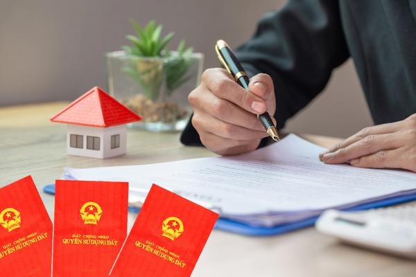 Chỉ 6 ngày nữa, hạn mức đất ở khi cấp sổ đỏ sẽ có sự thay đổi lớn- Ảnh 1.