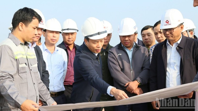 Hưng Yên: Đẩy nhanh tiến độ dự án tuyến đường Thái Bình - Hưng Hà - Phố Hiến- Ảnh 2.