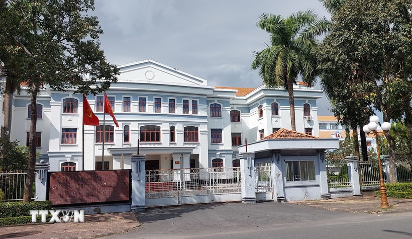 Vẫn còn hơn 9.000 cơ sở nhà, đất dôi dư cần tiếp tục xử lý- Ảnh 1. Vẫn còn hơn 9.000 cơ sở nhà, đất dôi dư cần tiếp tục xử lý- Ảnh 1.