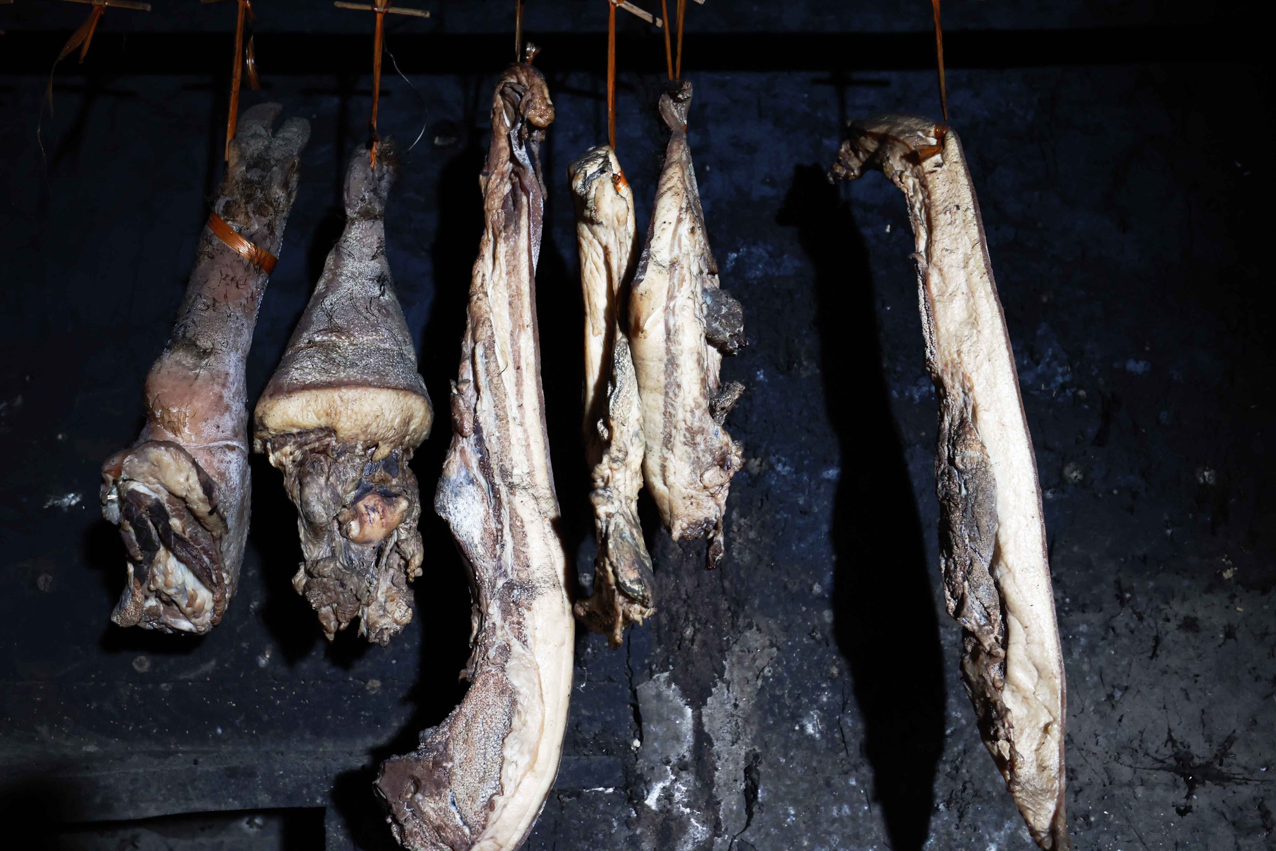 Photo Travel: Lũng Cẩm, ngôi làng cổ giữa miền đá xám- Ảnh 11. Photo Travel: Lũng Cẩm, ngôi làng cổ giữa miền đá xám- Ảnh 11.