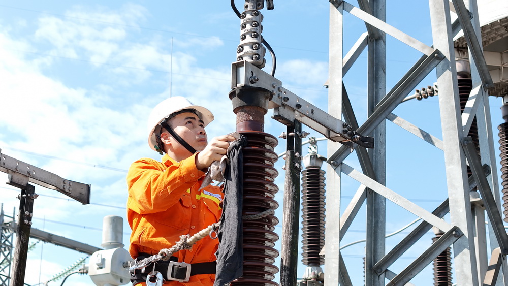 Máy biến áp T3, T4 Trạm biến áp Thái Nguyên hoàn thành sửa chữa lớn giúp nâng cao độ tin cậy lưới điện- Ảnh 4.