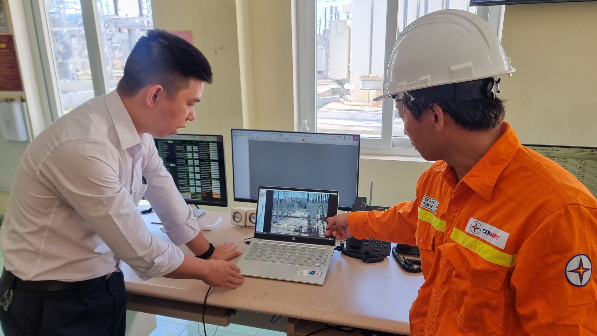 Công ty Truyền tải điện 2: Nghiên cứu, xây dựng hệ thống giám sát và cảnh báo an toàn tại trạm biến áp- Ảnh 1.
