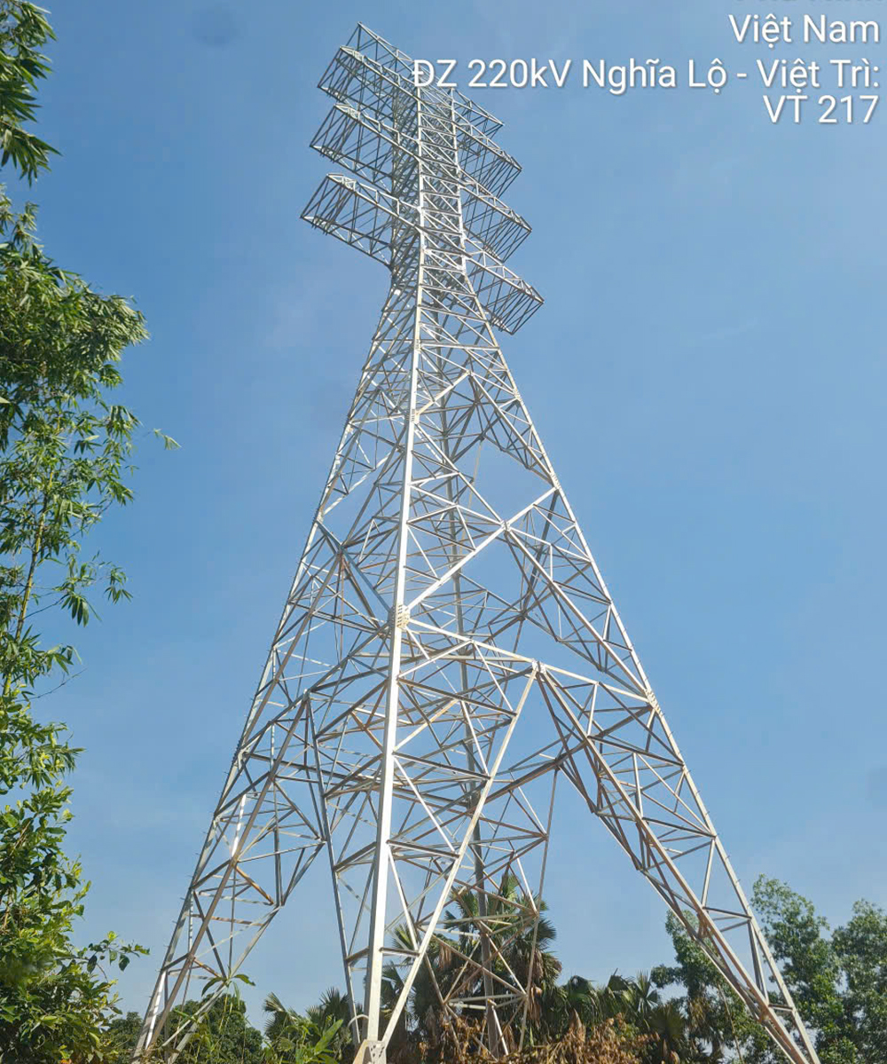 Dồn lực đưa Dự án đường dây 220kV đấu nối Nghĩa Lộ - TBA 500kV Việt Trì về đích- Ảnh 2.