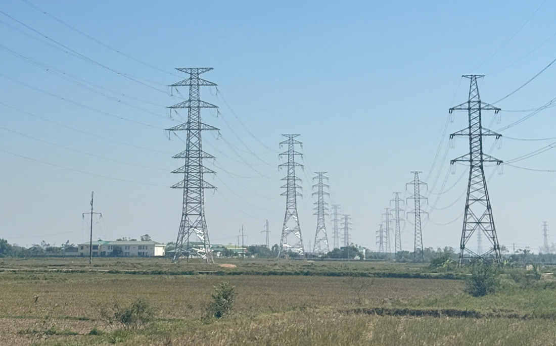 Đóng điện đường dây 220kV Đô Lương - Nam Cấm chào mừng Đại hội V Công đoàn EVNNPT- Ảnh 3.