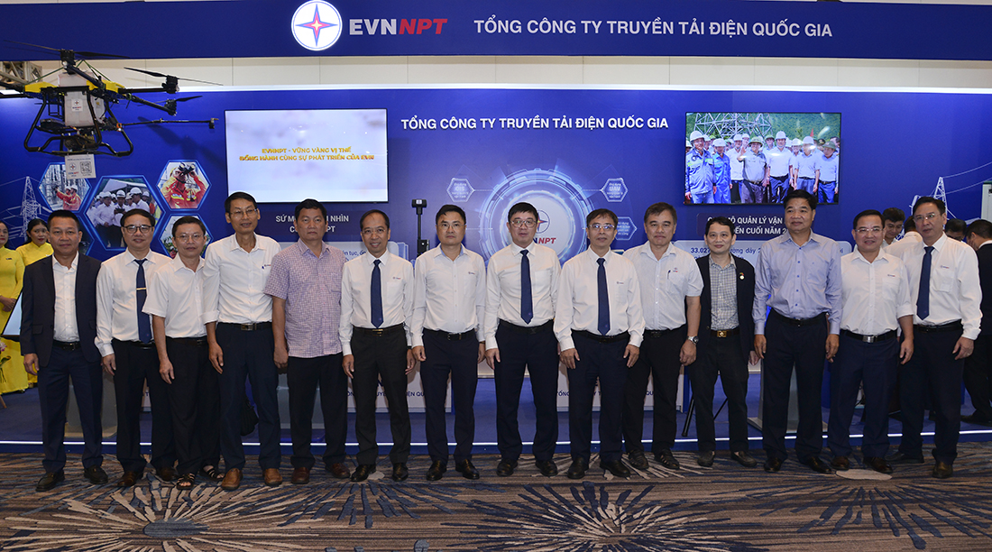 EVNNPT tham gia Techshow 2025 - Triển lãm Hội nghị Khoa học và Công nghệ Điện lực năm 2025- Ảnh 7.