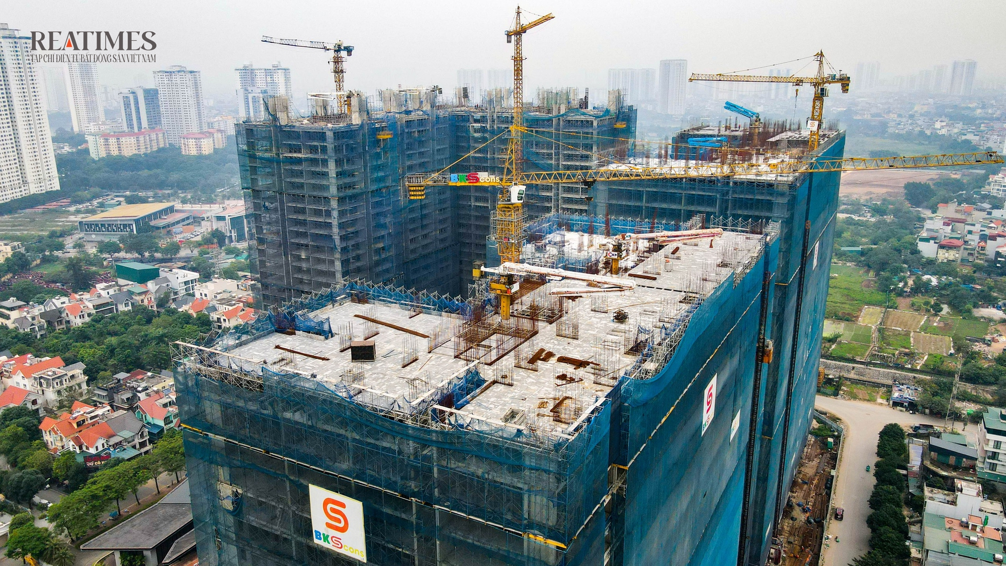 Hồi sinh loạt dự án: Thị trường BĐS Hà Nội "bừng tỉnh'' trong tiếng máy móc thi công- Ảnh 14. Hồi sinh loạt dự án: Thị trường BĐS Hà Nội "bừng tỉnh'' trong tiếng máy móc thi công- Ảnh 14.