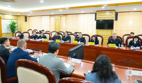 Cục Hải quan Việt Nam tiếp và làm việc với Phái đoàn cấp cao của Hội đồng kinh doanh ASEAN - Châu Âu và Hiệp hội doanh nghiệp châu Âu tại Việt Nam- Ảnh 1. Cục Hải quan Việt Nam tiếp và làm việc với Phái đoàn cấp cao của Hội đồng kinh doanh ASEAN - Châu Âu và Hiệp hội doanh nghiệp châu Âu tại Việt Nam- Ảnh 1.