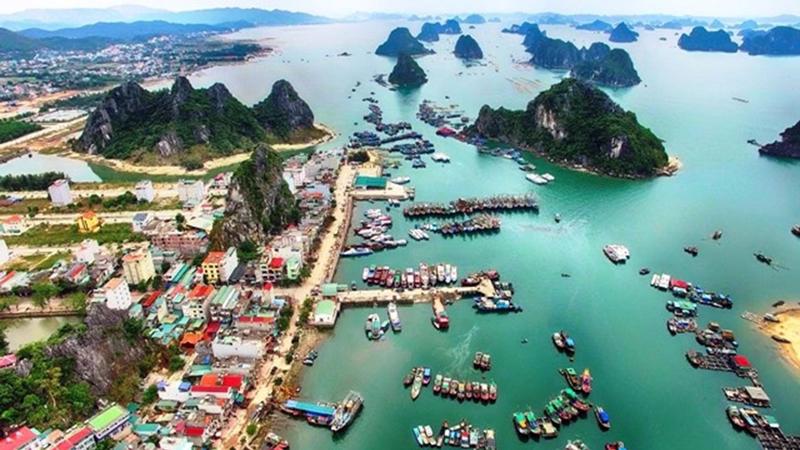 Quảng Ninh: Triển khai xây dựng đề án về cơ chế, chính sách thí điểm phát triển Khu kinh tế Vân Đồn- Ảnh 1.