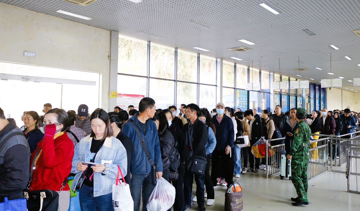 Móng Cái vươn mình trong kỷ nguyên mới của hành lang kinh tế trọng điểm Bắc Bộ- Ảnh 1.