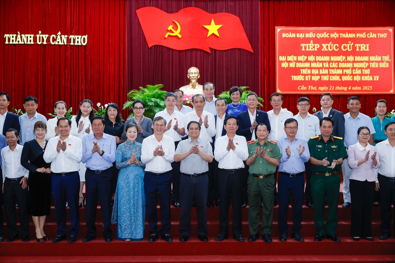 Thủ tướng: Kỳ họp sắp tới của Quốc hội "quan trọng nhất trong nhiệm kỳ này"- Ảnh 12. Thủ tướng: Kỳ họp sắp tới của Quốc hội "quan trọng nhất trong nhiệm kỳ này"- Ảnh 12.