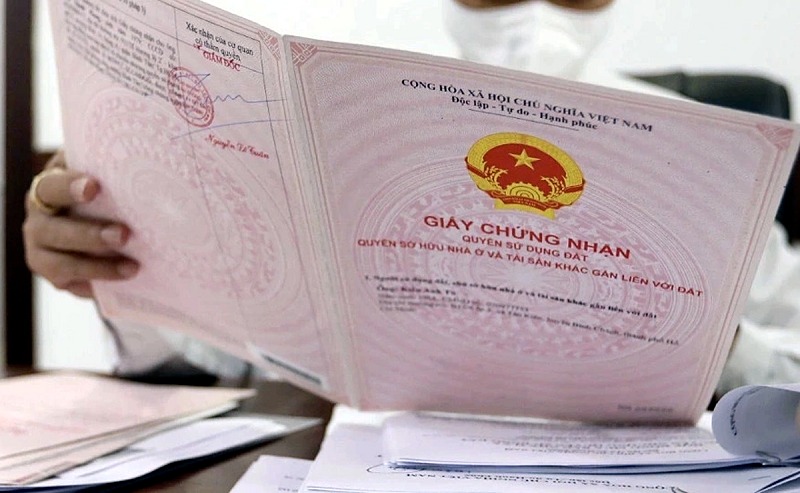 Kể từ nay, người dân không có hộ khẩu có được cấp sổ đỏ không?- Ảnh 1. Kể từ nay, người dân không có hộ khẩu có được cấp sổ đỏ không?- Ảnh 1.