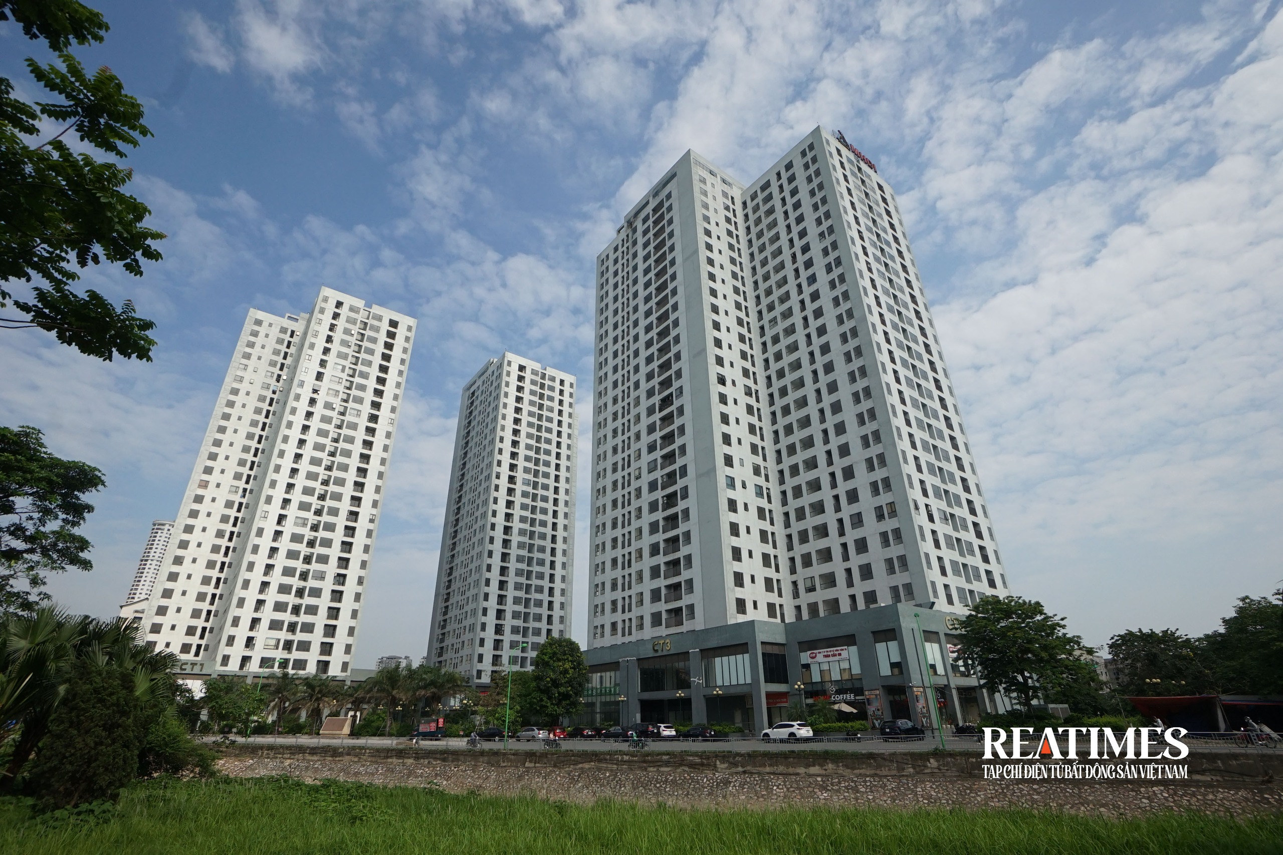 Cận cảnh khu nhà ở thương mại phục vụ tái định cư đang bỏ hoang hơn 700 căn hộ
