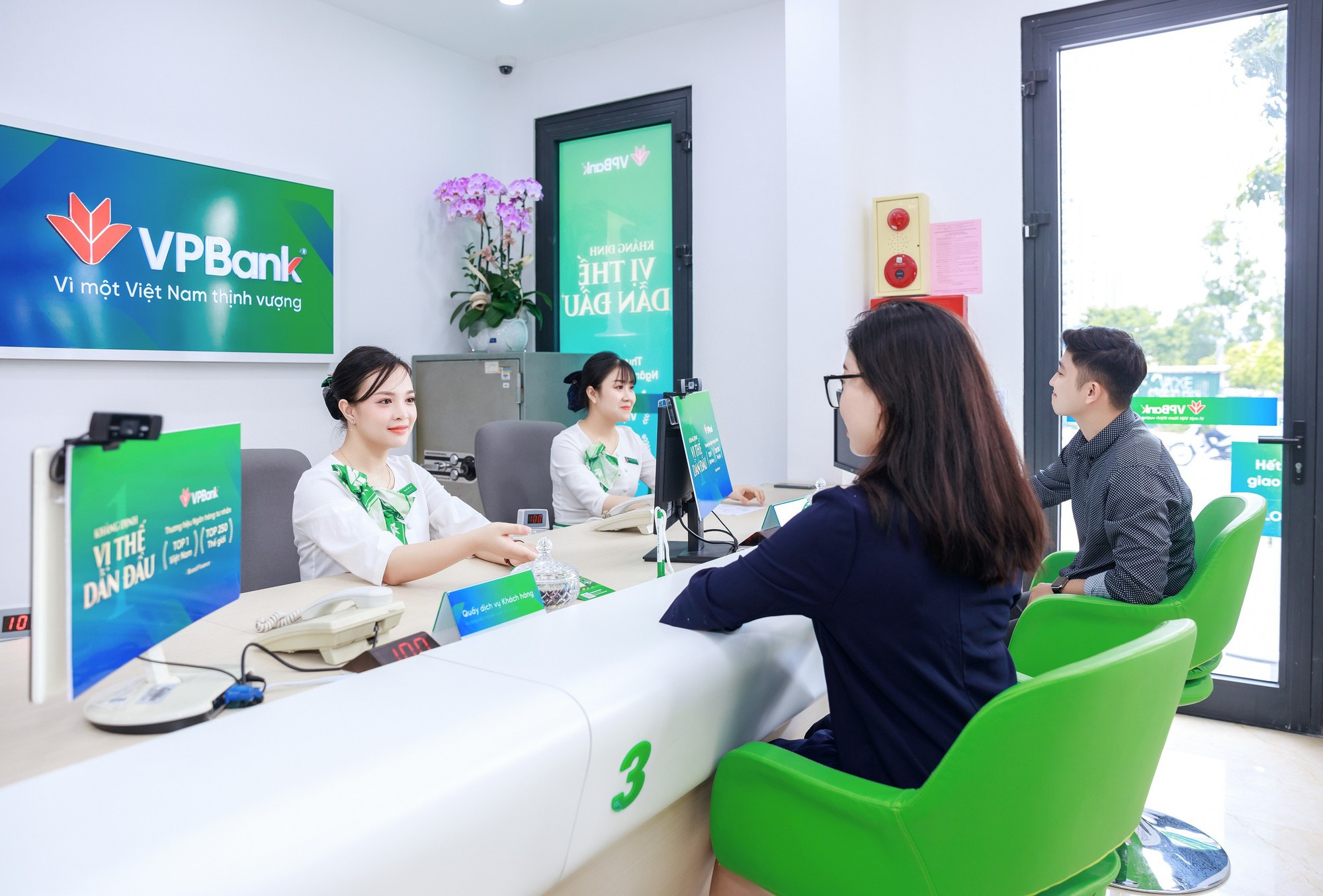 VPBank: Hành trình kiên định "Vì một Việt Nam thịnh vượng"- Ảnh 3.
