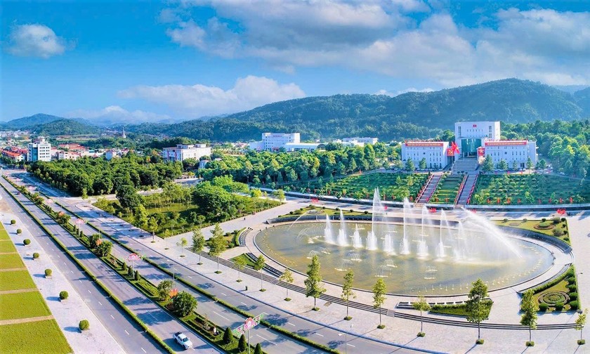 Tỉnh cửa ngõ vùng Tây Bắc dự kiến sắp xếp hai nơi làm việc sau sáp nhập- Ảnh 1. Tỉnh cửa ngõ vùng Tây Bắc dự kiến sắp xếp hai nơi làm việc sau sáp nhập- Ảnh 1.