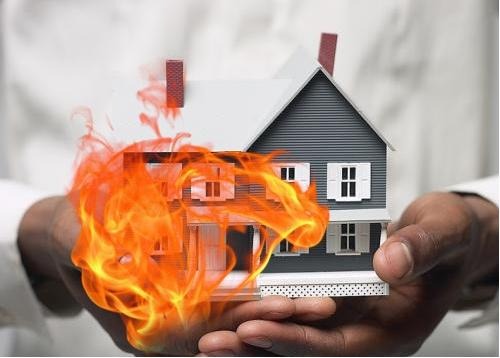 Từ 1/7, chung cư và quán ăn thuộc diện này bắt buộc phải mua bảo hiểm cháy nổ- Ảnh 1. Từ 1/7, chung cư và quán ăn thuộc diện này bắt buộc phải mua bảo hiểm cháy nổ- Ảnh 1.