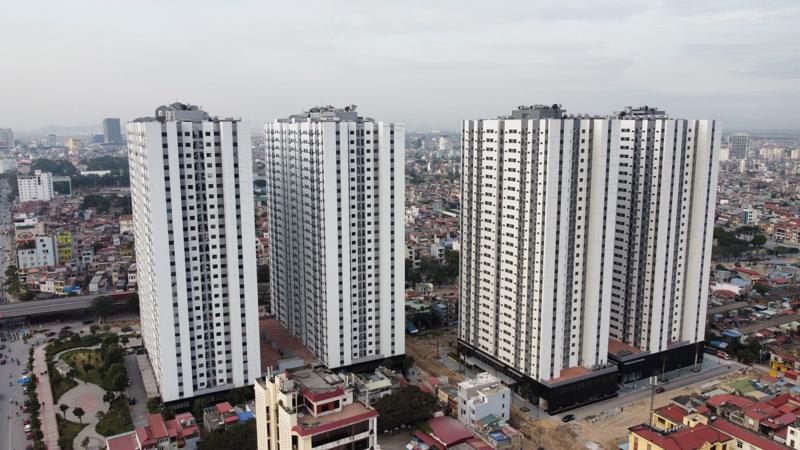 Hải Phòng: Cưỡng chế thu hồi nhà chung cư thuộc tài sản công đối với các hộ dân vi phạm- Ảnh 1. Hải Phòng: Cưỡng chế thu hồi nhà chung cư thuộc tài sản công đối với các hộ dân vi phạm- Ảnh 1.