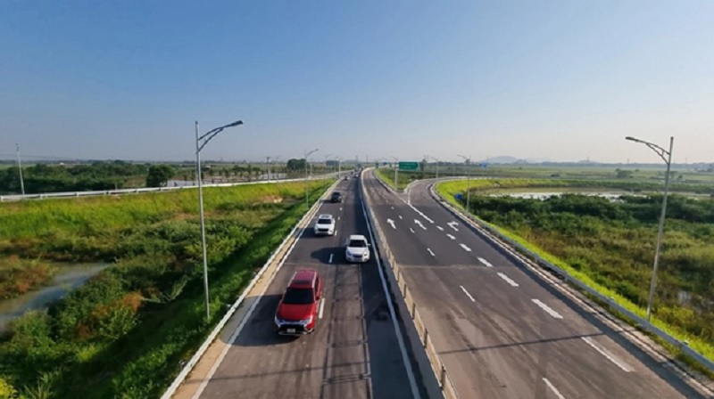 Cuộc đổ bộ của những “ông lớn” bất động sản tại Nghệ An- Ảnh 1. Cuộc đổ bộ của những “ông lớn” bất động sản tại Nghệ An- Ảnh 1.