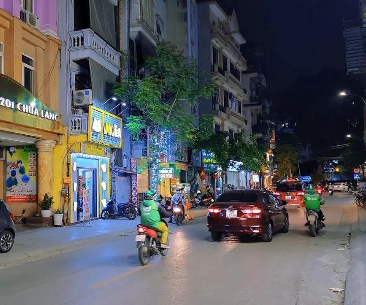 Khám phá phố Chùa Láng: vị trí, tiện ích và các dự án bất động sản nổi bật- Ảnh 4.