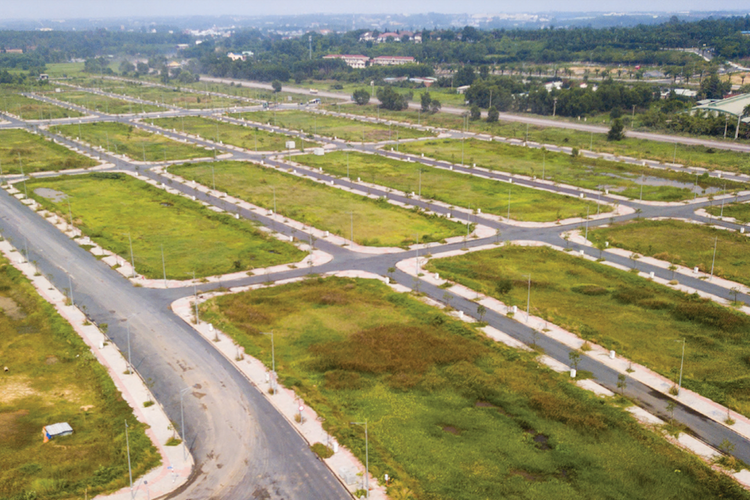 Môi giới đất nền đồng loạt quay lại với nghề- Ảnh 2. Môi giới đất nền đồng loạt quay lại với nghề- Ảnh 2.