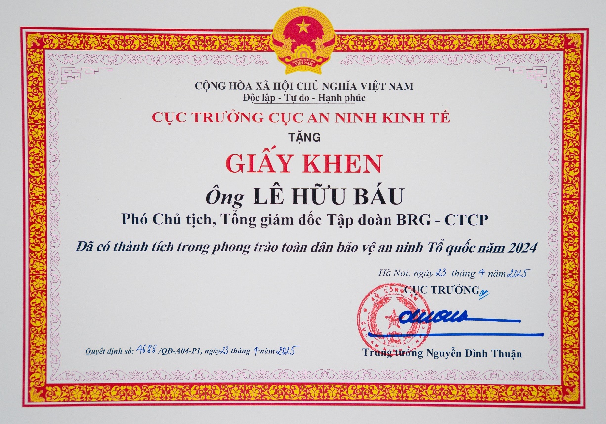 Tập đoàn BRG nhận giấy khen trong phong trào “Toàn dân Bảo vệ An ninh Tổ quốc năm 2024”- Ảnh 3. Tập đoàn BRG nhận giấy khen trong phong trào “Toàn dân Bảo vệ An ninh Tổ quốc năm 2024”- Ảnh 3.