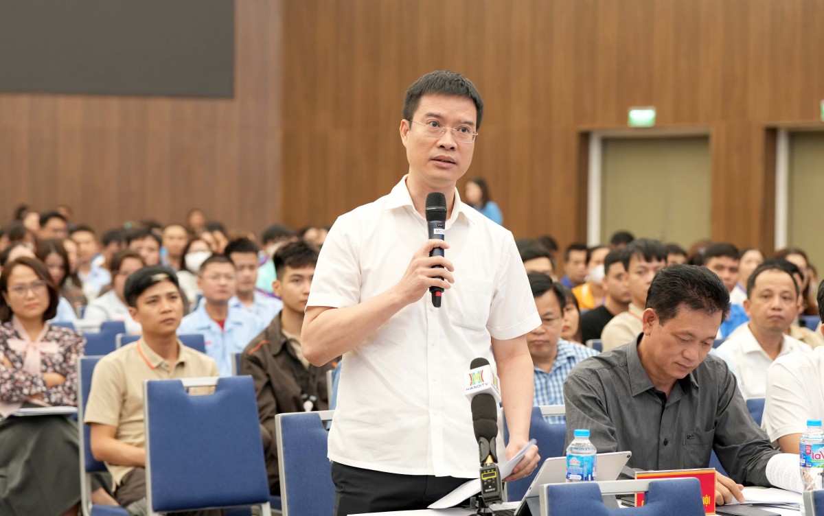 Chủ tịch Hà Nội gỡ vướng nhu cầu về nhà ở xã hội cho công nhân, người lao động- Ảnh 4. Chủ tịch Hà Nội gỡ vướng nhu cầu về nhà ở xã hội cho công nhân, người lao động- Ảnh 4.
