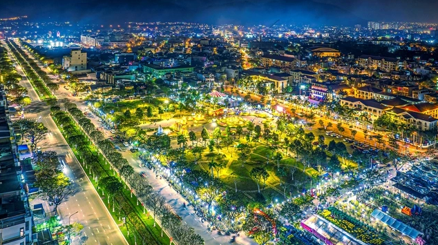Quảng trường lớn nhất khu vực Tây Bắc thành phố đáng sống nhất Việt Nam sắp được 'lên đời'- Ảnh 1.