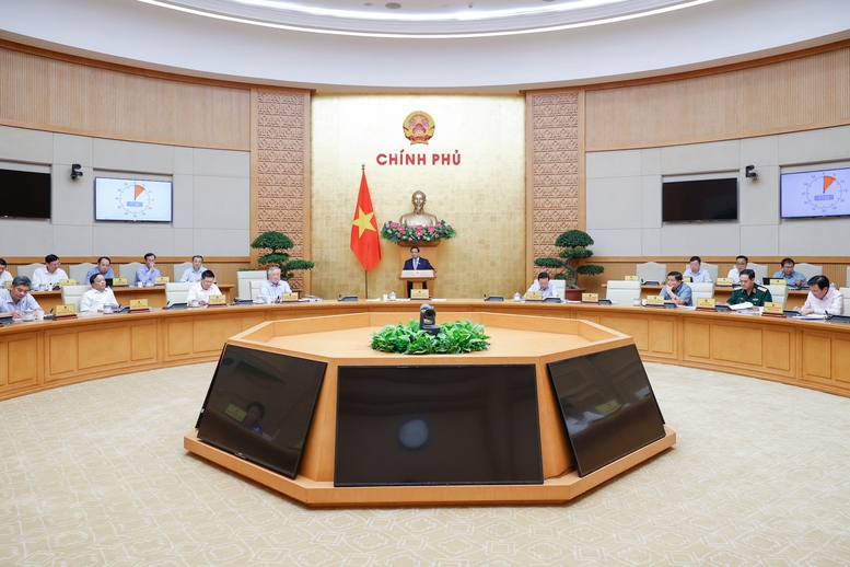 Thủ tướng: Triển khai hiệu quả "bộ tứ chiến lược"; thực hiện bằng được các mục tiêu lớn- Ảnh 1. Thủ tướng: Triển khai hiệu quả "bộ tứ chiến lược"; thực hiện bằng được các mục tiêu lớn- Ảnh 1.