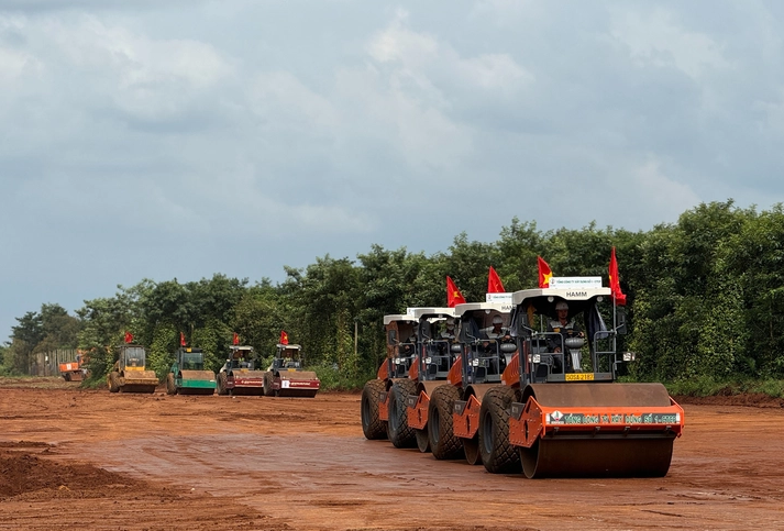 Dự án thành phần thuộc tuyến cao tốc 22.000 tỷ kết nối Tây Nguyên và Duyên hải miền Trung nguy cơ vỡ tiến độ- Ảnh 2.