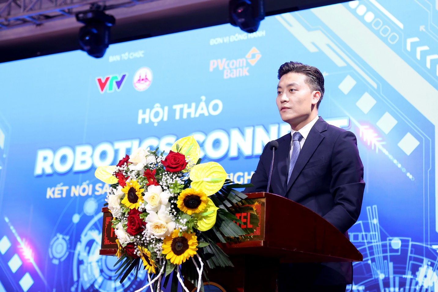 PVcomBank accompanies the Robocon 2025 Final Round- Ảnh 2. D:\Nam Anh\2025\Tháng 6\Robocon 2025\Truyền thông\PR 02\Final\Ảnh minh họa 02.jpg