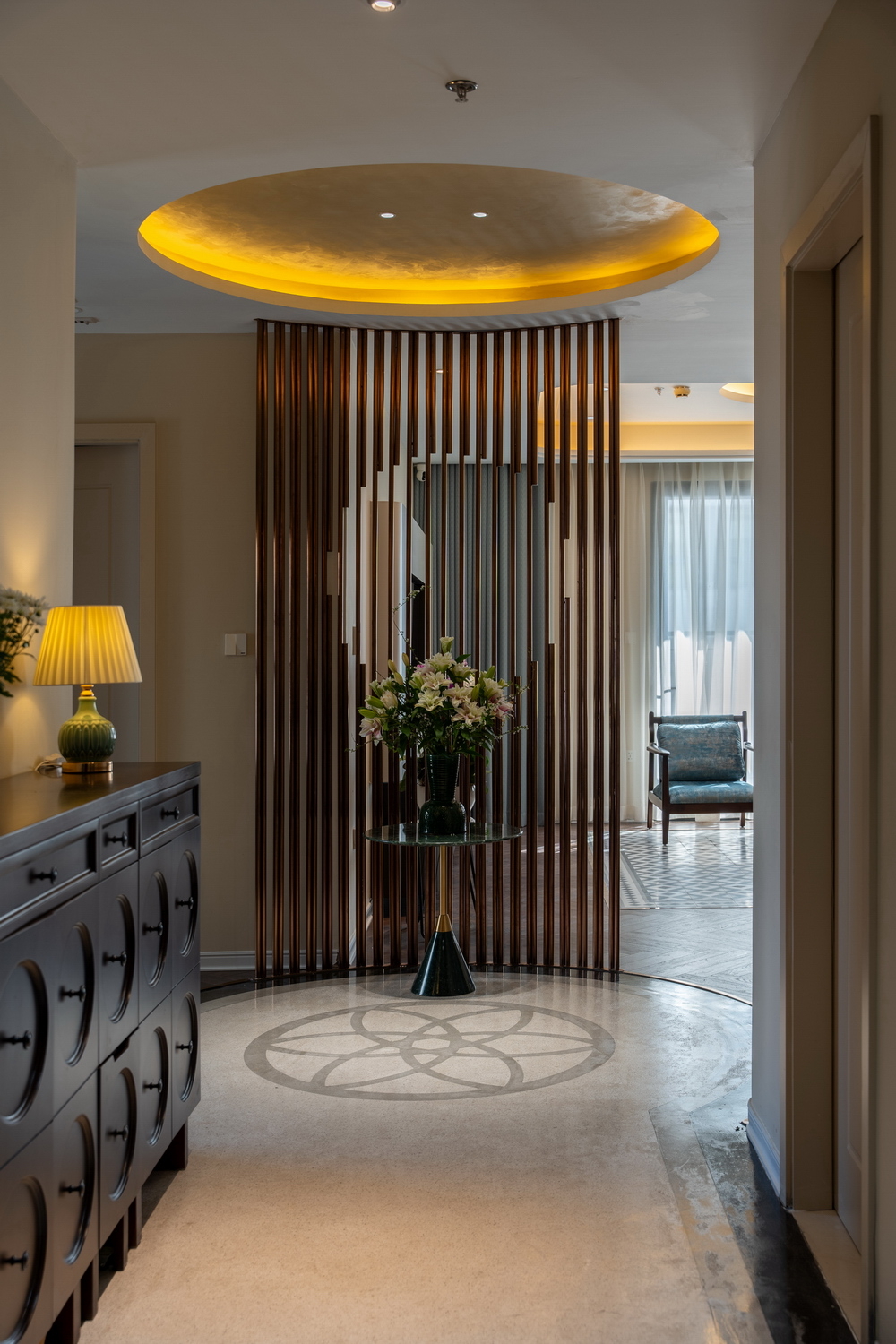 Căn hộ 270 m2 phong cách Á Đông cho ba thế hệ- Ảnh 3. Căn hộ 270 m2 phong cách Á Đông cho ba thế hệ- Ảnh 3.