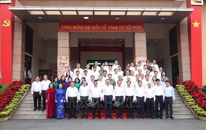 Tổng Bí thư Tô Lâm: TP.HCM hướng tới tầm vóc mới là "siêu đô thị quốc tế" của Đông Nam Á- Ảnh 5. Tổng Bí thư Tô Lâm: TP.HCM hướng tới tầm vóc mới là "siêu đô thị quốc tế" của Đông Nam Á- Ảnh 5.