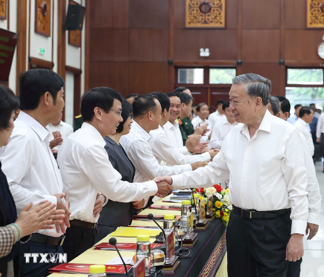 Tổng Bí thư: Đưa tỉnh Gia Lai mới trở thành một cực tăng trưởng quan trọng ở Trung - Trung Bộ- Ảnh 1. Tổng Bí thư: Đưa tỉnh Gia Lai mới trở thành một cực tăng trưởng quan trọng ở Trung - Trung Bộ- Ảnh 1.
