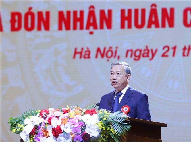 Lễ kỷ niệm trọng thể 100 năm Ngày Báo chí Cách mạng Việt Nam- Ảnh 1. Lễ kỷ niệm trọng thể 100 năm Ngày Báo chí Cách mạng Việt Nam- Ảnh 1.