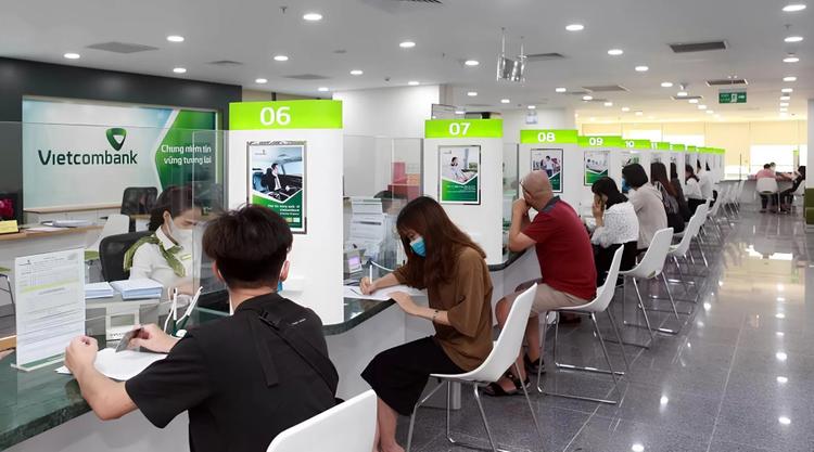 100 triệu gửi ngân hàng Vietcombank lãi suất bao nhiêu hiện nay?- Ảnh 1. 100 triệu gửi ngân hàng Vietcombank lãi suất bao nhiêu hiện nay?- Ảnh 1.