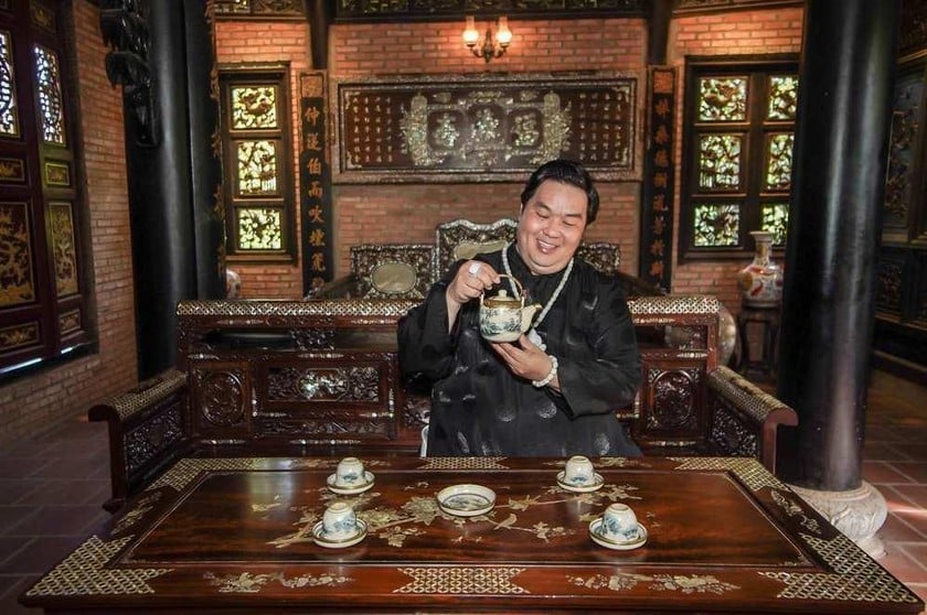 Biệt phủ trăm tỷ của 'nghệ sĩ nặng nhất Vbiz': Rộng hơn 1.600m2, mang nguyên khung nhà cổ 100 tuổi từ Nam Định vào Đồng Nai xây dựng- Ảnh 9. Biệt phủ trăm tỷ của 'nghệ sĩ nặng nhất Vbiz': Rộng hơn 1.600m2, mang nguyên khung nhà cổ 100 tuổi từ Nam Định vào Đồng Nai xây dựng- Ảnh 9.