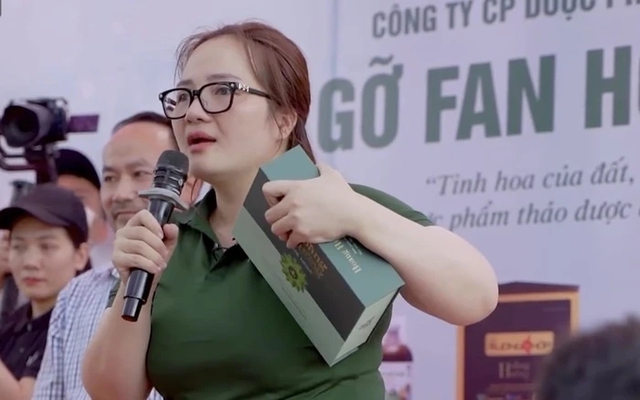 Soi BĐS trăm tỷ của 'thánh scandal' Hoàng Hường: Căn nhà từng rải đầy tiền đang có dấu hiệu lạ- Ảnh 8. Soi BĐS trăm tỷ của 'thánh scandal' Hoàng Hường: Căn nhà từng rải đầy tiền đang có dấu hiệu lạ- Ảnh 8.