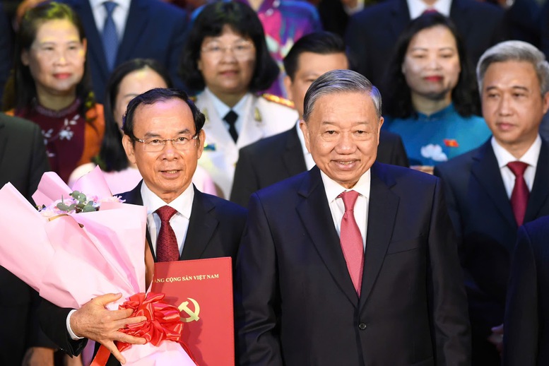 Toàn văn phát biểu của Tổng Bí thư Tô Lâm với nhân dân TP.HCM và thông điệp gửi nhân dân cả nước- Ảnh 4. Toàn văn phát biểu của Tổng Bí thư Tô Lâm với nhân dân TP.HCM và thông điệp gửi nhân dân cả nước- Ảnh 4.